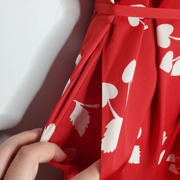 ModCloth Womens Red Cherry Dress Size M Round Neck Belted Pockets A Line Whimsy - Picture 2 of 10